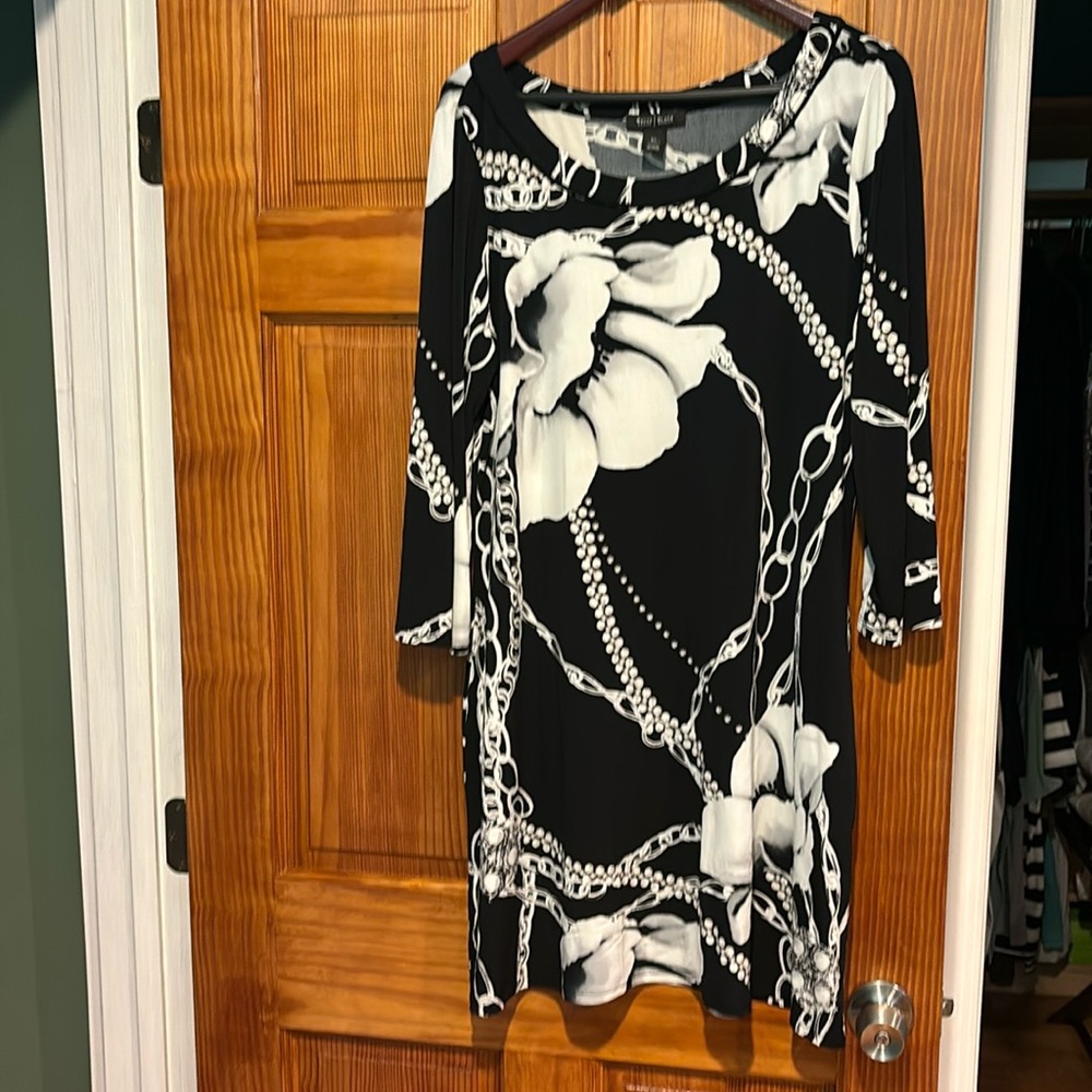 White House black market floral dress